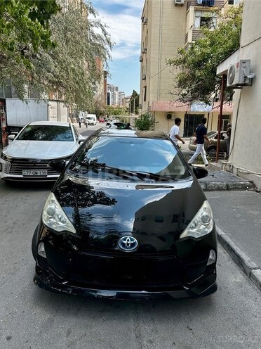 Toyota Aqua 2015, 210,600 km - 1.5 l - Bakı