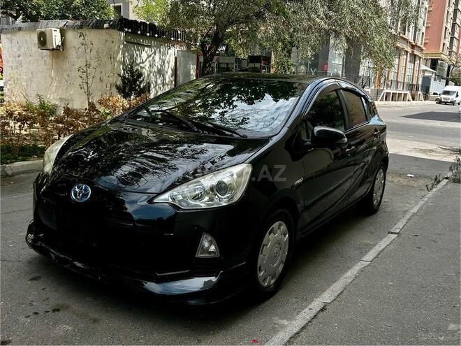 Toyota Aqua 2015, 210,600 km - 1.5 l - Bakı