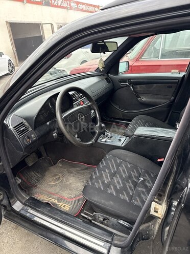 Mercedes C 220 1999, 580,000 km - 2.2 л - Bakı