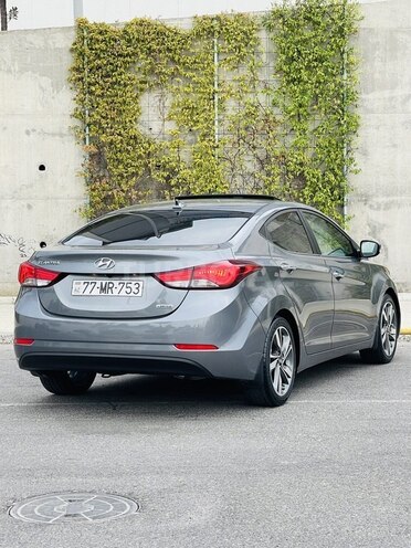Hyundai Elantra 2015, 80,000 km - 1.8 l - Bakı