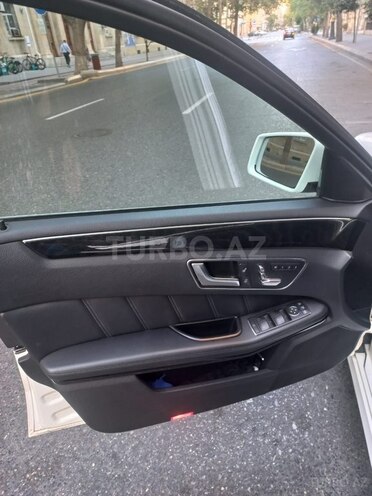 Mercedes E 220 2014, 186,000 km - 2.2 l - Bakı