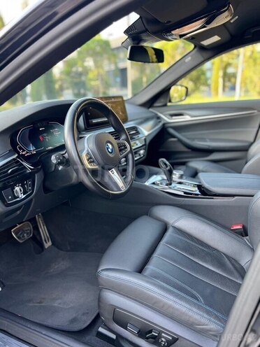 BMW 530e 2023, 37,080 km - 2.0 l - Bakı