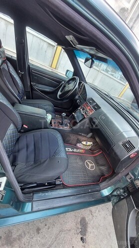 Mercedes C 180 1999, 593,000 km - 1.8 l - Şəki