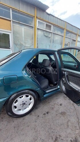 Mercedes C 180 1999, 593,000 km - 1.8 l - Şəki