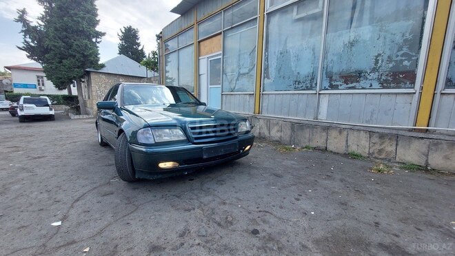 Mercedes C 180 1999, 593,000 km - 1.8 l - Şəki