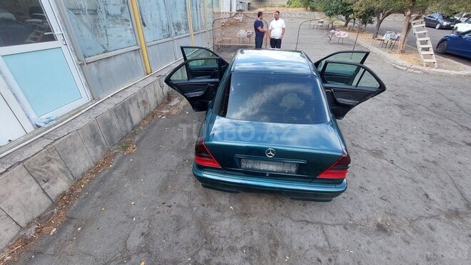 Mercedes C 180 1999, 593,000 km - 1.8 l - Şəki