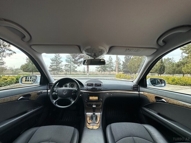 Mercedes E 200 2008, 197,000 km - 1.8 l - Salyan