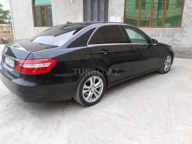 Mercedes E 220 2012, 258,600 km - 2.1 l - Bakı