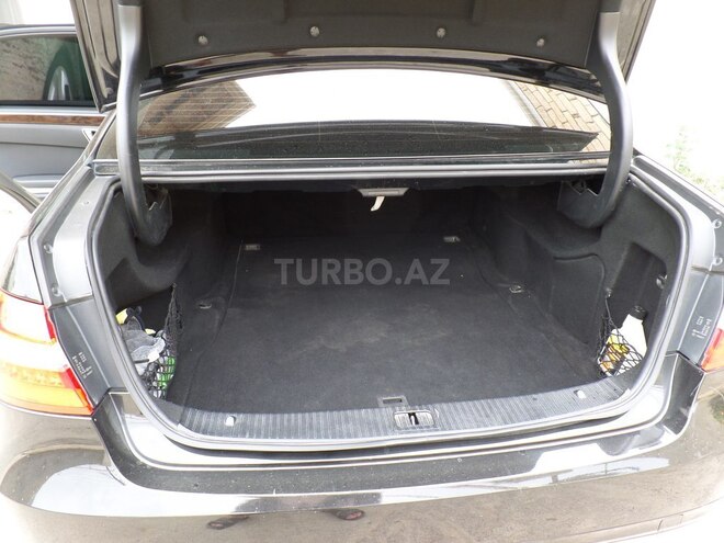 Mercedes E 220 2012, 258,600 km - 2.1 l - Bakı