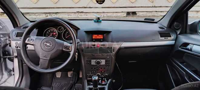 Opel Astra 2005, 235,000 km - 1.4 l - Zaqatala