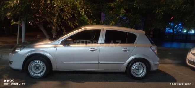 Opel Astra 2004, 328,000 km - 1.4 l - Bakı