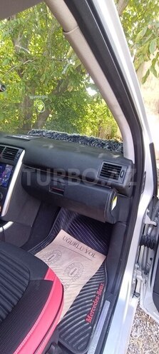 Mercedes B 180 2010, 121,000 km - 1.7 л - Naxçıvan