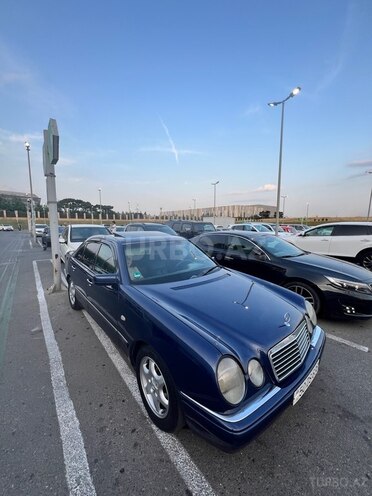 Mercedes E 230 1996, 445,000 km - 2.3 l - Bakı