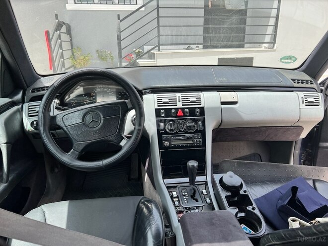 Mercedes E 230 1996, 445,000 km - 2.3 l - Bakı