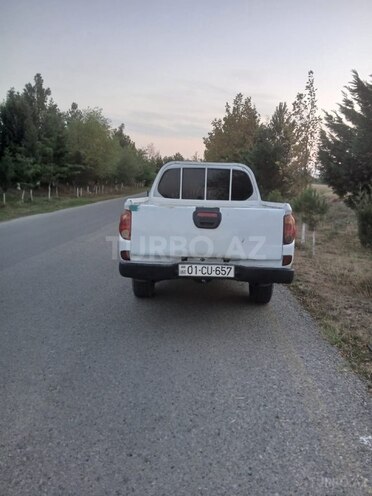 Mitsubishi L200 2011, 410,000 km - 2.5 l - Bakı
