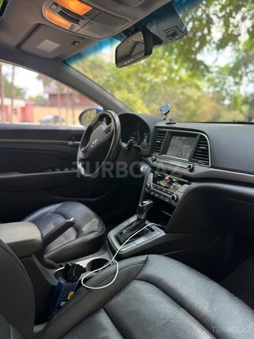 Hyundai Avante 2016, 145,000 km - 1.6 л - Bakı