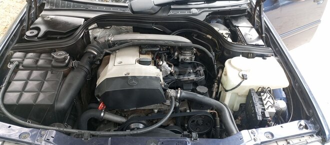 Mercedes C 180 2000, 58,000 km - 1.8 l - Bakı