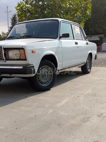 LADA (VAZ) 2107 2004, 98,789 km - 1.6 l - Salyan