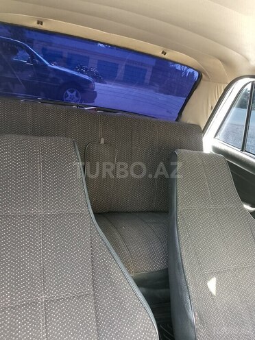 LADA (VAZ) 2107 2004, 98,789 km - 1.6 l - Salyan