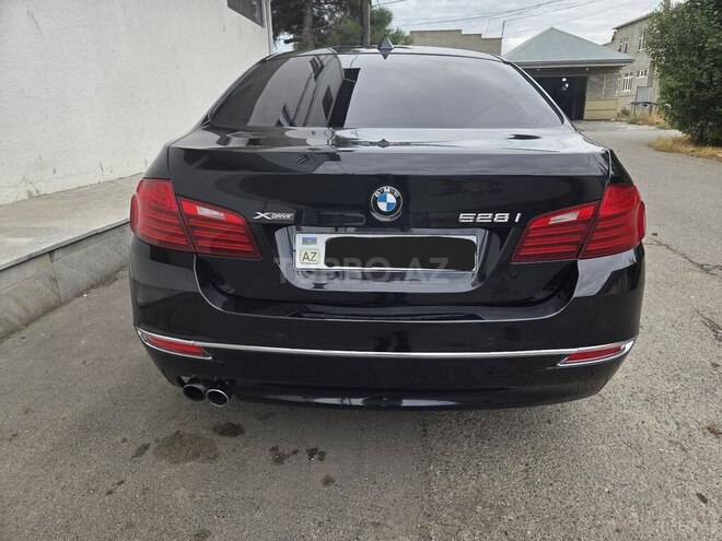 BMW 528 2015, 182,000 km - 2.0 l - Quba