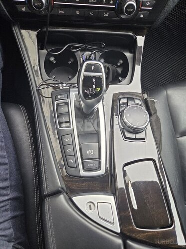 BMW 528 2015, 182,000 km - 2.0 l - Quba