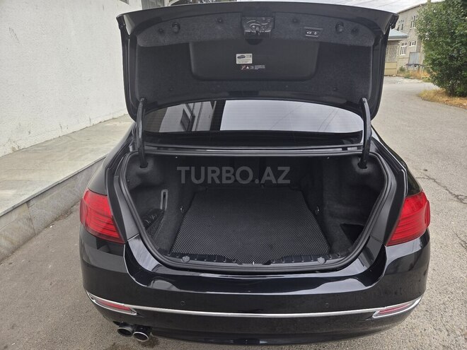 BMW 528 2015, 182,000 km - 2.0 l - Quba