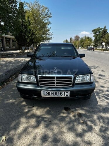 Mercedes C 180 2000, 100,000 km - 1.8 l - Yevlax