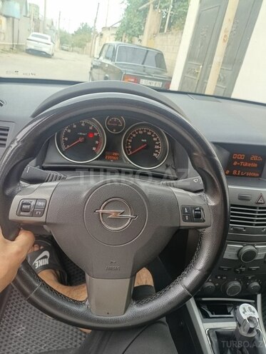 Opel Astra 2004, 239,000 km - 1.4 l - Bakı