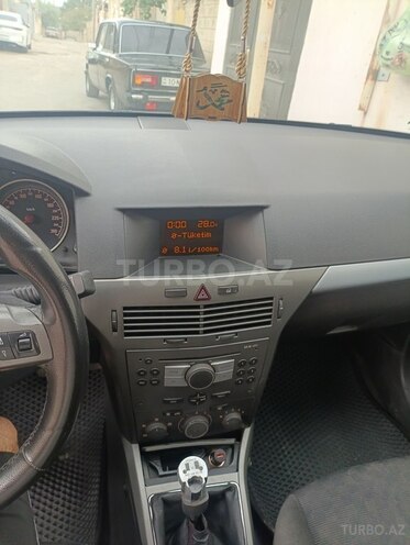 Opel Astra 2004, 239,000 km - 1.4 l - Bakı
