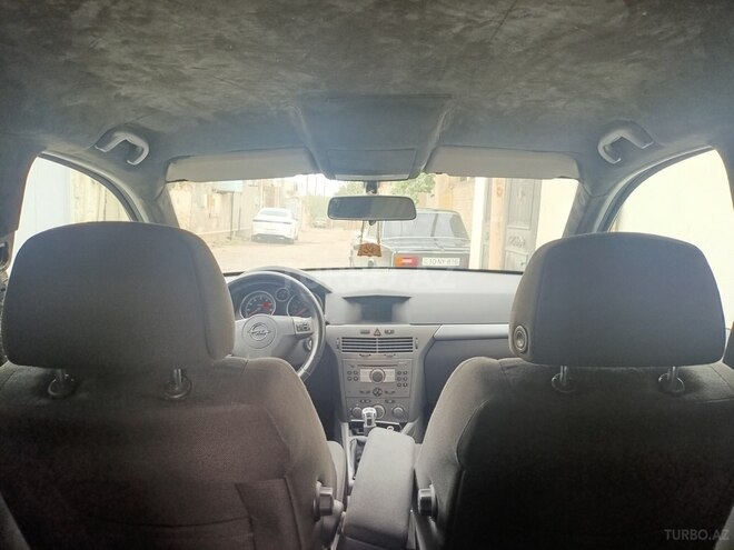 Opel Astra 2004, 239,000 km - 1.4 l - Bakı