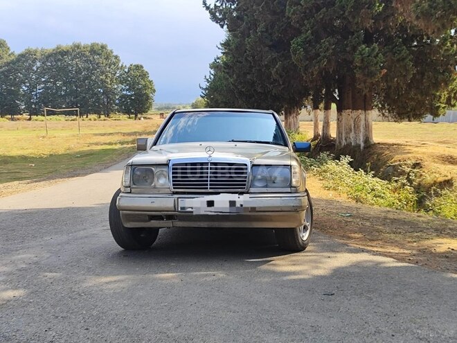 Mercedes E 250 1994, 250,000 km - 2.5 l - Lənkəran