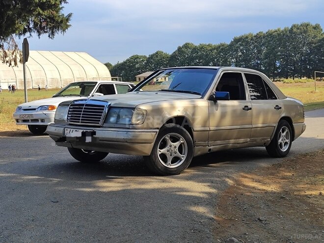 Mercedes E 250 1994, 250,000 km - 2.5 l - Lənkəran