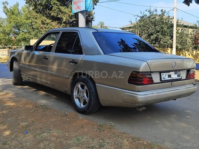 Mercedes E 250 1994, 250,000 km - 2.5 l - Lənkəran