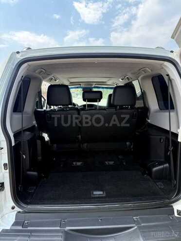 Mitsubishi Pajero 2011, 335,718 km - 3.5 л - Bakı