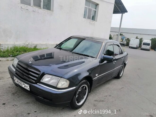 Mercedes C 250 1998, 300,000 km - 2.5 l - Şəki