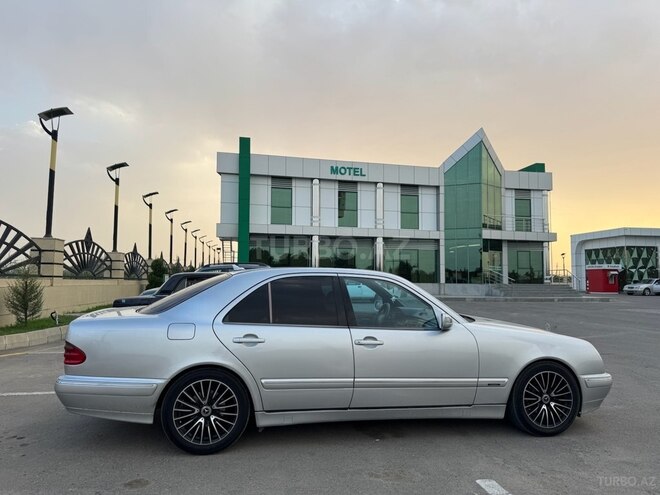 Mercedes E 240 2000, 380,000 km - 2.4 l - Beyləqan