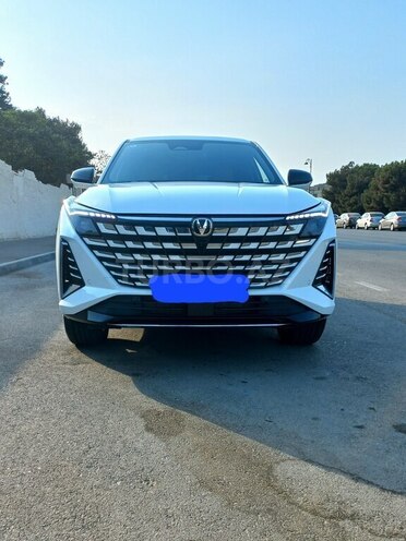 Changan  2025, 11,000 km - 1.5 l - Bakı