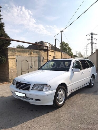 Mercedes C 220 2000, 400,000 km - 2.1 l - Bakı