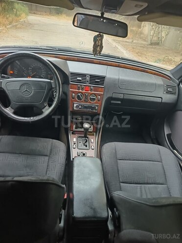 Mercedes C 240 1997, 358,664 km - 2.4 l - Bakı