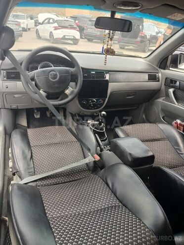 Daewoo Gentra 2013, 453,000 km - 1.5 l - Salyan