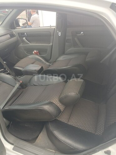 Daewoo Gentra 2013, 453,000 km - 1.5 l - Salyan