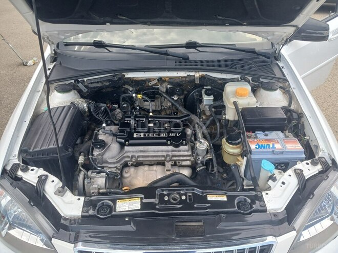 Daewoo Gentra 2013, 453,000 km - 1.5 l - Salyan