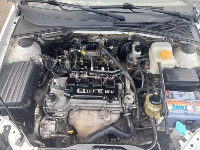 Daewoo Gentra 2013, 453,000 km - 1.5 l - Salyan