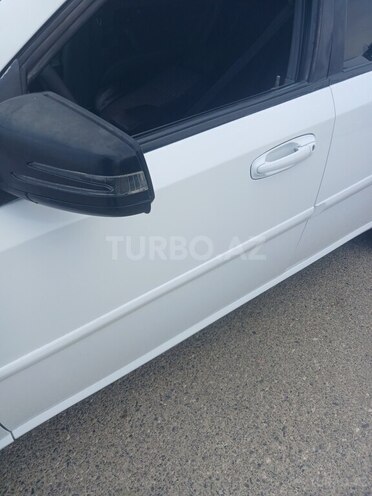 Daewoo Gentra 2013, 453,000 km - 1.5 l - Salyan
