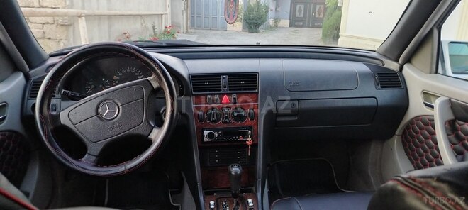 Mercedes C 180 2000, 42,500 km - 1.8 l - Bakı