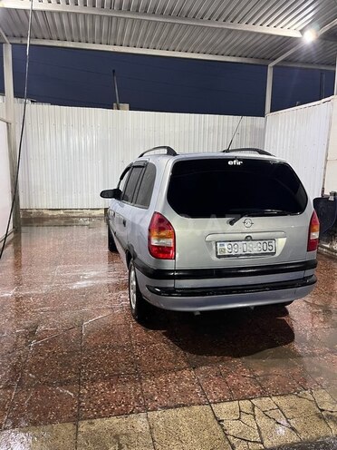 Opel Zafira 2002, 320,000 km - 1.8 l - Xaçmaz
