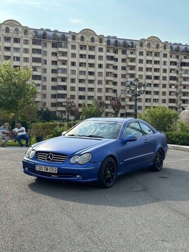 Mercedes  2002, 200,000 km - 5.0 l - Bakı