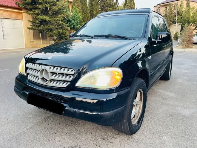 Mercedes ML 320 2000, 250,000 km - 3.2 l - Bakı