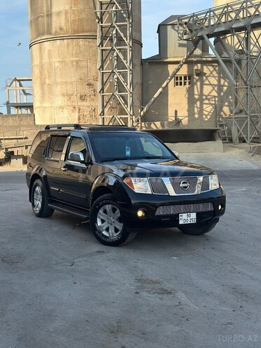 Nissan Pathfinder 2006, 136,207 km - 4.0 l - Bakı