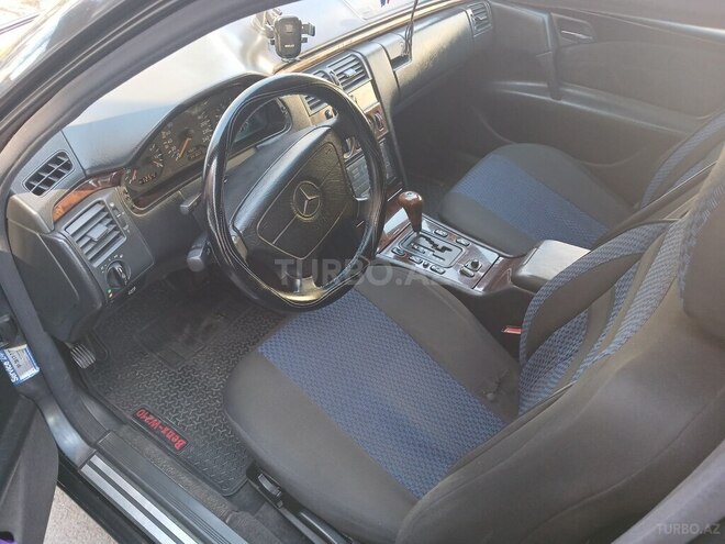 Mercedes E 230 1997, 341,020 km - 2.3 l - Bakı
